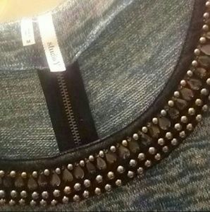 Women's long sleeve fall top size medium